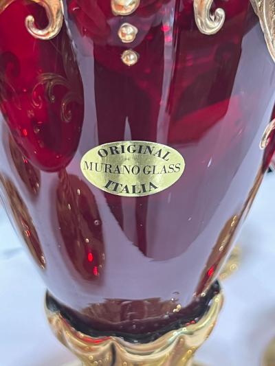 Beautiful Set of Stemware from Murano including 6 wineglasses and Decanter