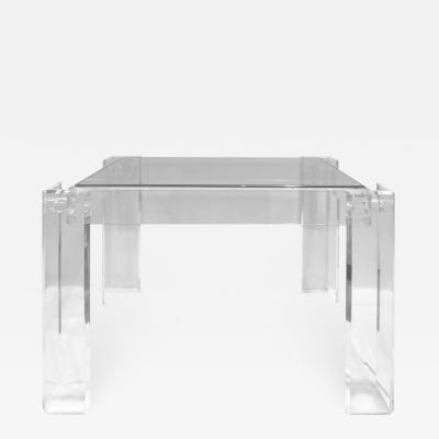 Beautifully Crafted Side Table In Lucite and Glass 1970s