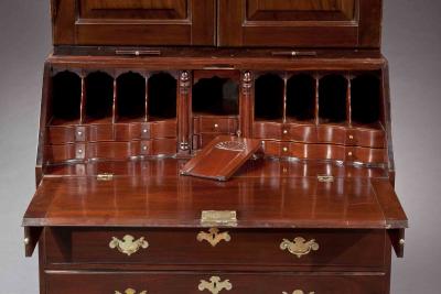 Benjamin Frothingham Early Queen Anne Bonnet Top Secretary