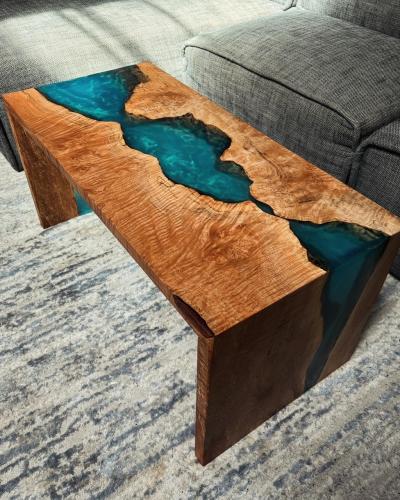 Benjamin McLaughlin Canadian Bahamas Table