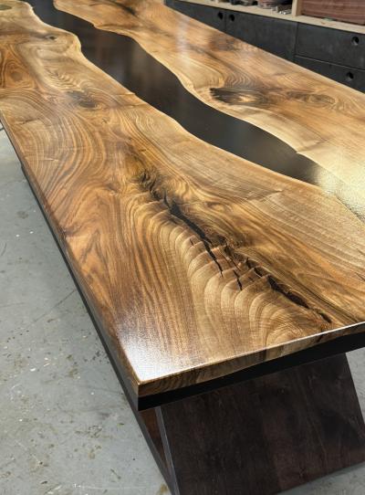 Benjamin McLaughlin English Walnut and Black resin Dining table