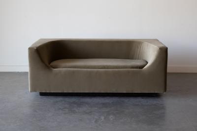Bernard Govin Elliptique Sofa by Bernard Govin 1965