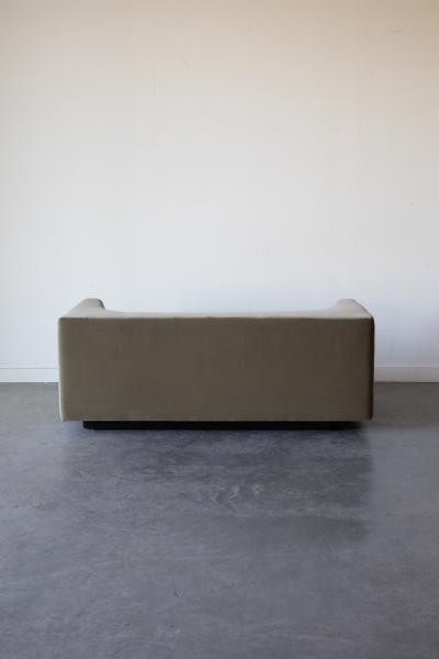 Bernard Govin Elliptique Sofa by Bernard Govin 1965