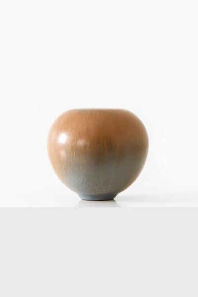 Berndt Friberg Scandinavian Modern Ceramic Vase by Berndt Friberg 1954