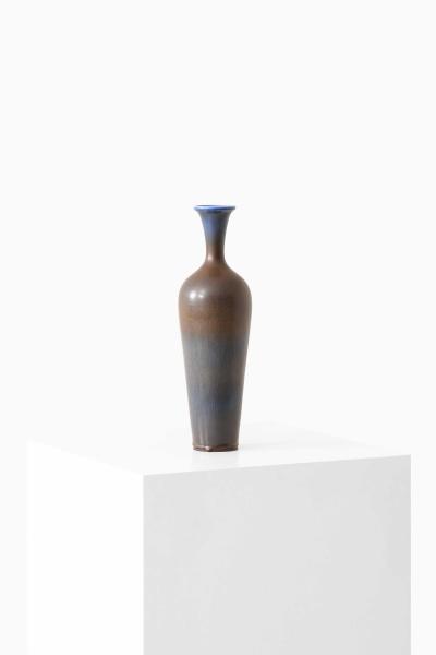 Berndt Friberg Scandinavian Modern Vase in Ceramic by Berndt Friberg 1965