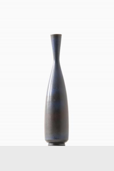 Berndt Friberg Scandinavian Modern Vase in Ceramic by Berndt Friberg 1965