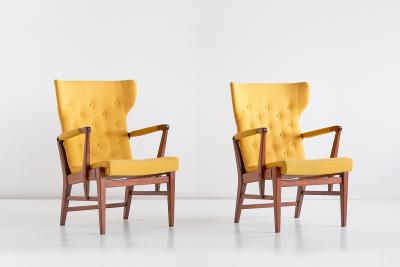 Bertil S derberg Pair of Bertil S derberg Armchairs in Mahogany for Nordiska Kompaniet 1940s