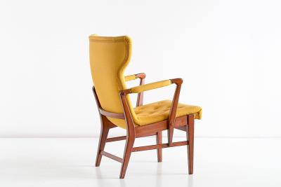 Bertil S derberg Pair of Bertil S derberg Armchairs in Mahogany for Nordiska Kompaniet 1940s