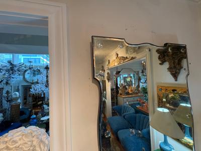Beveled Bullseye Venetian Mirror