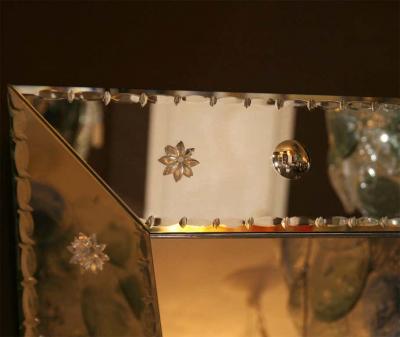 Beveled Square Ponti Mirror with Pie Crust Edge
