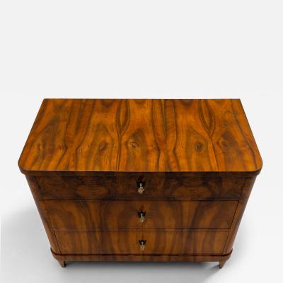 Biedermeier Chest of Drawers in Walnut circa 1830