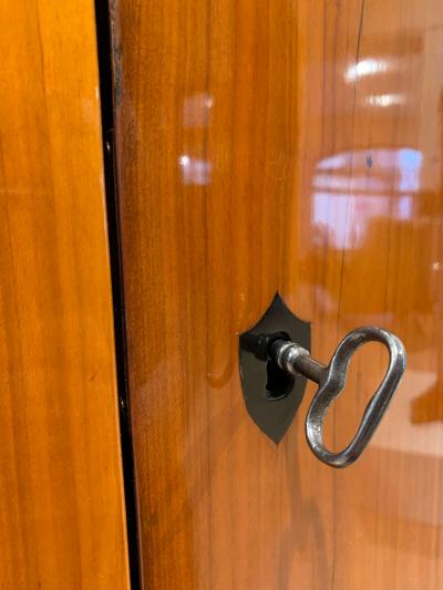 Biedermeier Corner Cabinet Cherry Veneer Ebony Inlay South Germany circa 1820