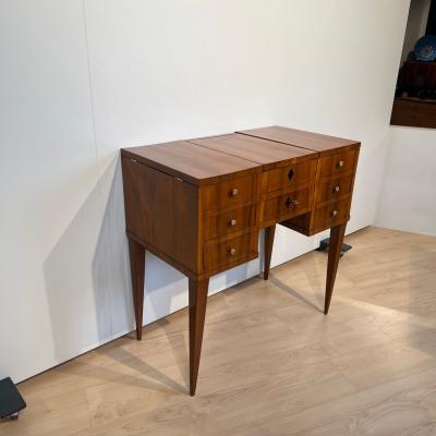 Biedermeier Dressing Table Walnut Veneer South Germany circa 1830