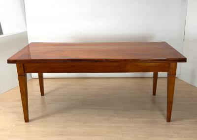 Biedermeier Expandable Dining Table Cherry Wood Chestnut France circa 1820