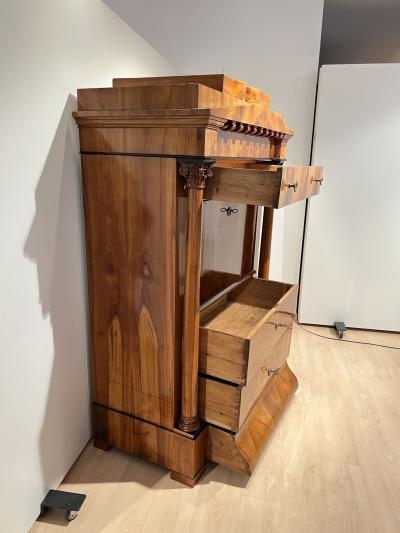 Biedermeier Secretaire Cherry Veneer Inlays Brass South Germany circa 1830