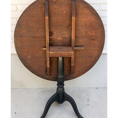 Biedermeier Style Burl Wood Tilt Top Round Breakfast Side Table
