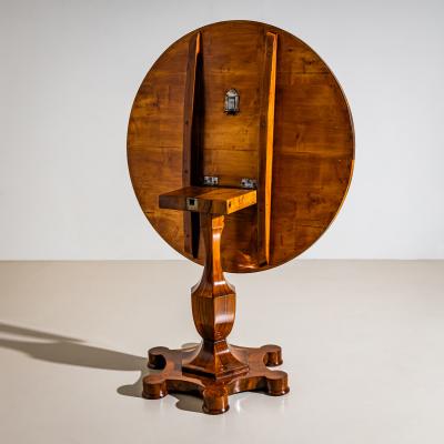 Biedermeier Walnut Tilt Top Center Table circa 1830 40