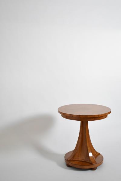Biedermeier style pedestal table XIXth c 