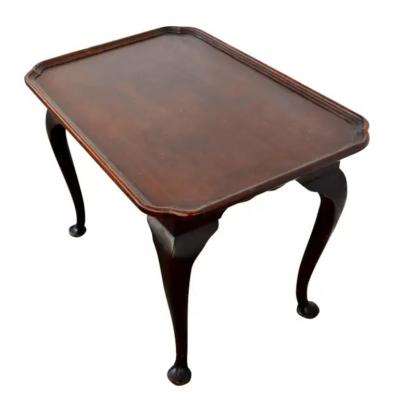 Biggs Furniture Biggs Queen Anne Mahogany End Table