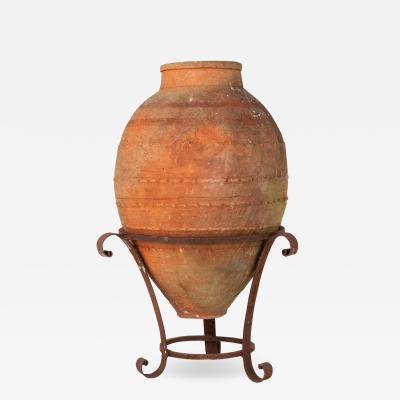 Biot Pot on Stand