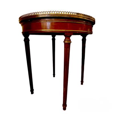 Black Bouillotte Style Table