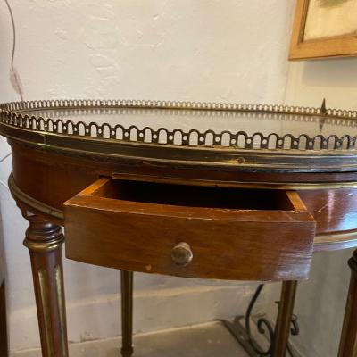 Black Bouillotte Style Table