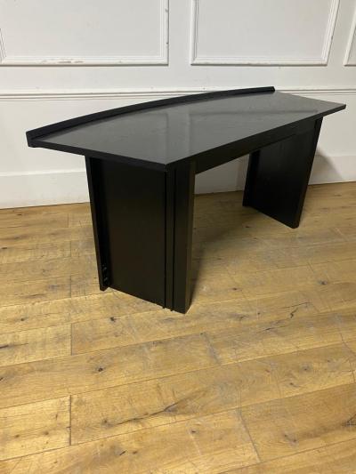 Black Half Moon Shaped Writing Desk