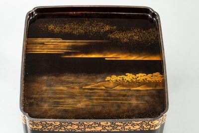 Black Lacquer and Maki e Stand with a Silver Rim