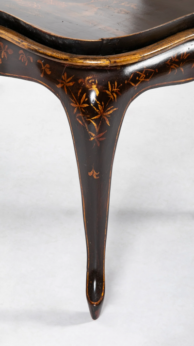 Black Lacquered Chinoiserie Scalloped Tray on Stand