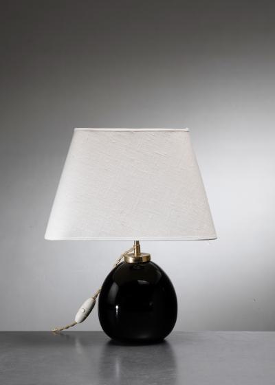 Black glass globe table lamp