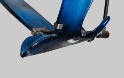 Blue Glass Seagull Sculptures from the Movenpick Hotel in Zurick