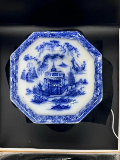 Blue White Footed Bowel With Lid Whampoa Pattern Transferware