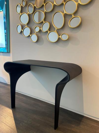 Bodo Sperlein Contour console