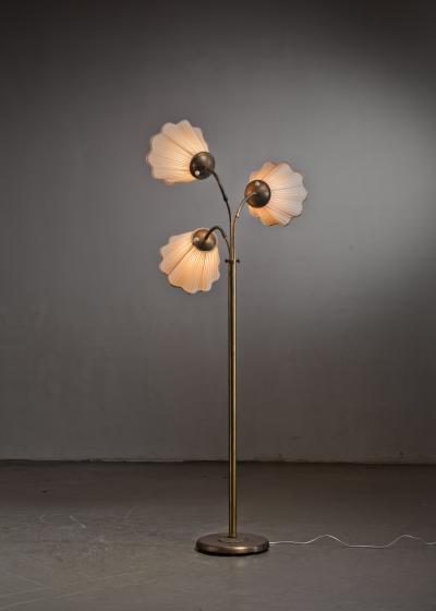 Brass floor lamp with 3 shades