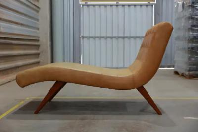 Brazilian Modern Chaise in Hardwood Cream Leatherette Unknown 1950s