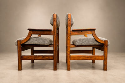 Brazilian Modern Pair of Armchairs in Cavi na Wood Performance Boucle Brazil