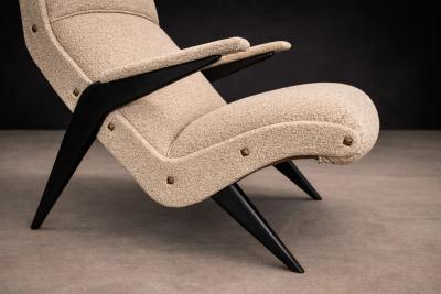 Brazilian Modernist Lounge Chair in Ebony Stained Pau Marfim with Oatmeal Boucl 