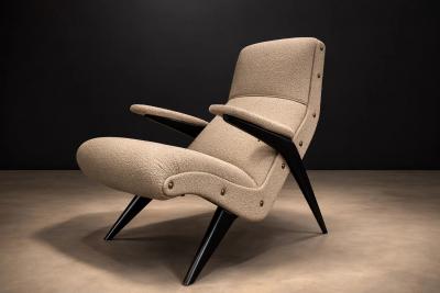Brazilian Modernist Lounge Chair in Ebony Stained Pau Marfim with Oatmeal Boucl 