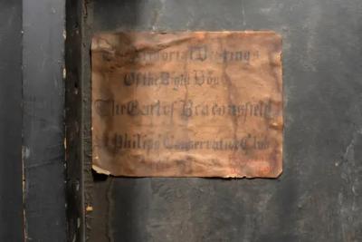 British Shield Form Coat Of Arms Of Benjamin Disraeli Nothing is Difficult 