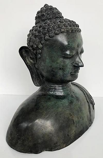 Bronze Thailand Figurative Buddha Sculpture Bust 20th Century with Patina