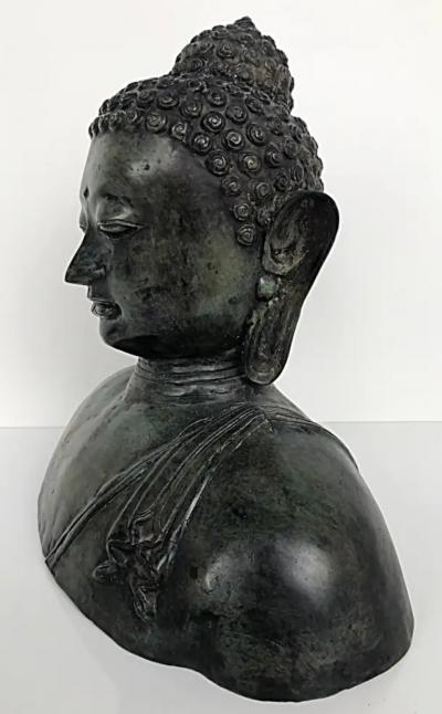 Bronze Thailand Figurative Buddha Sculpture Bust 20th Century with Patina