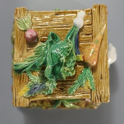 Brown Westhead Moore Co Rabbit Box and Cover