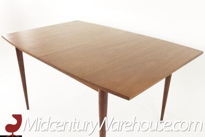 Broyhill Sculptra Mid Century Walnut Dining Table with 3 Leaves
