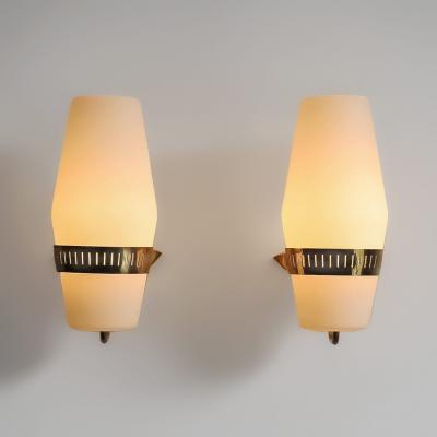 Bruno Gatta Pair of wall lights Model 2078