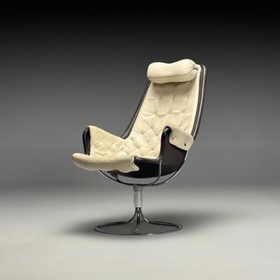Bruno Mathsson Bruno Mathsson Dux Mid Century Modern Jetson Swivel Chair White Leather
