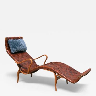 Bruno Mathsson Bruno Mathsson Pernilla 3 Chaise Longue in Brown Leather Karl Mathsson 1944