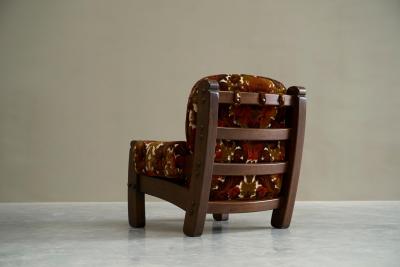 Brutalist Lounge Chair in Solid Oak and Velvet 1960s