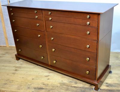 C G Kimerly 12 Drawer Mahogany Dresser C G Kimerly Widdicomb circa 1946