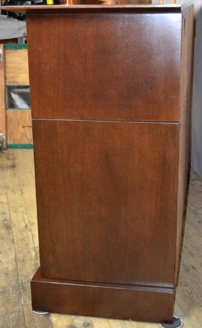 C G Kimerly 12 Drawer Mahogany Dresser C G Kimerly Widdicomb circa 1946