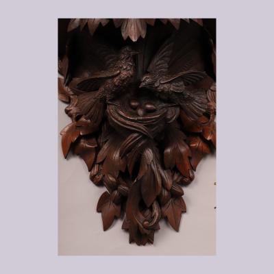 CARVED SHELF BRACKET